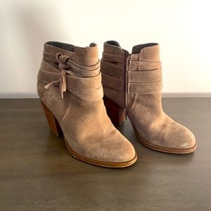 Sole society booties size 7/37.5